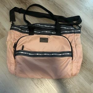 Pink duffel bag Steve Madden